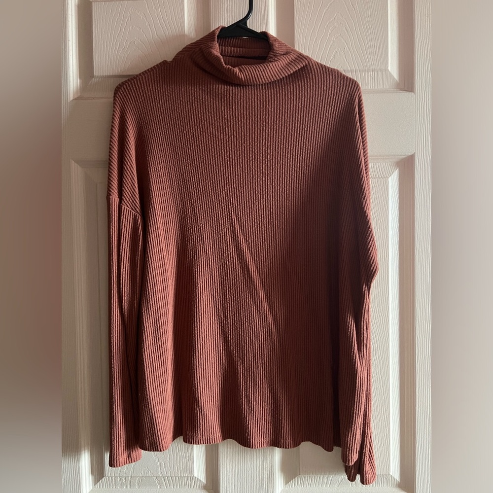 Size Lg Burnt Orange LS Top